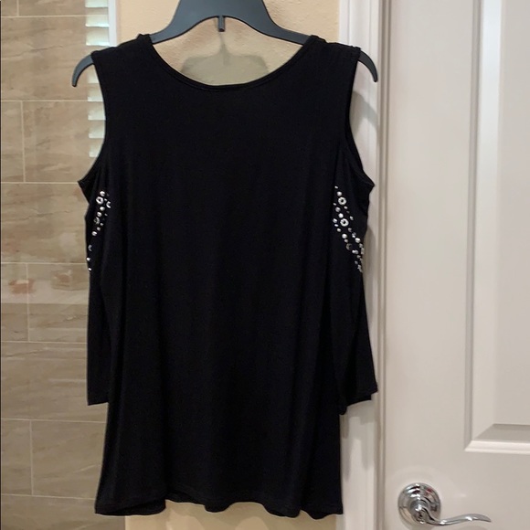 Only Nine - Picture 2 of 6